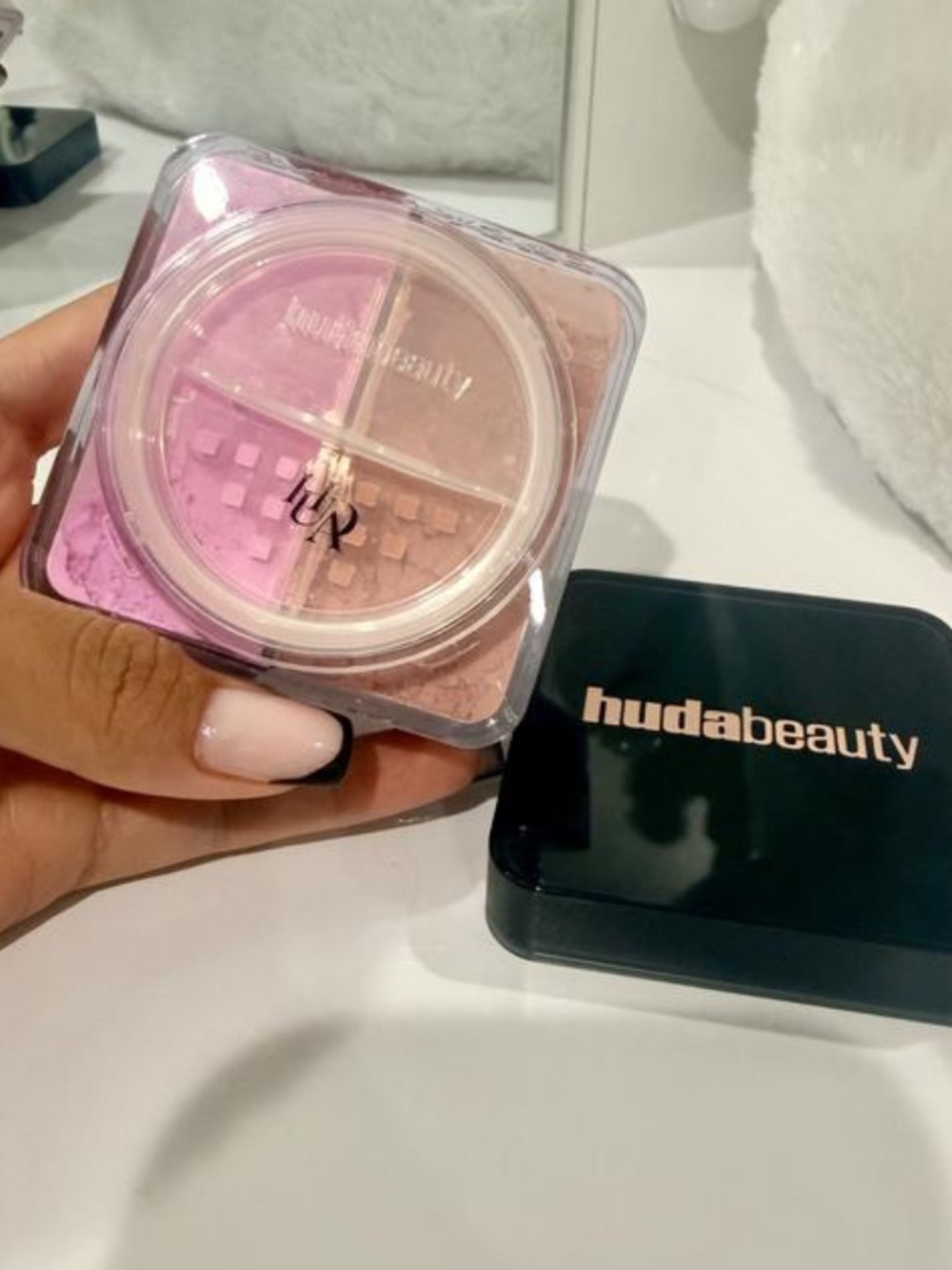 HUDA BEAUTY Easy Bake Duo Loose Powder - pink ube